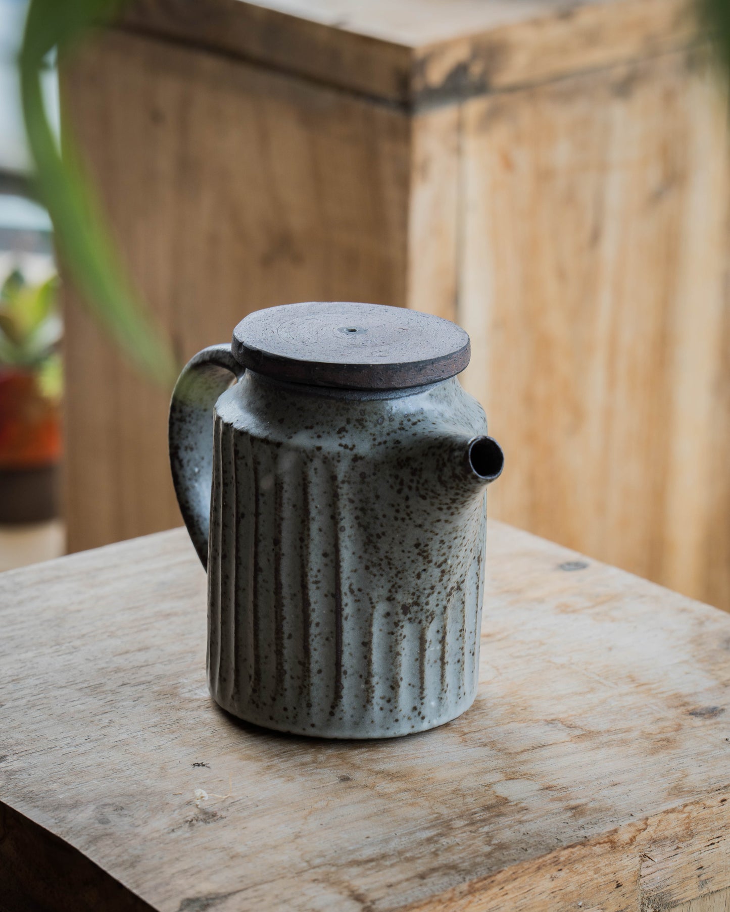 Storm Gray Teapot | L
