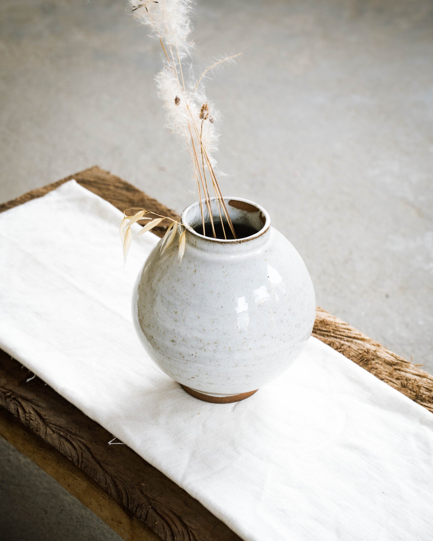 Stone White Moon Jar | M