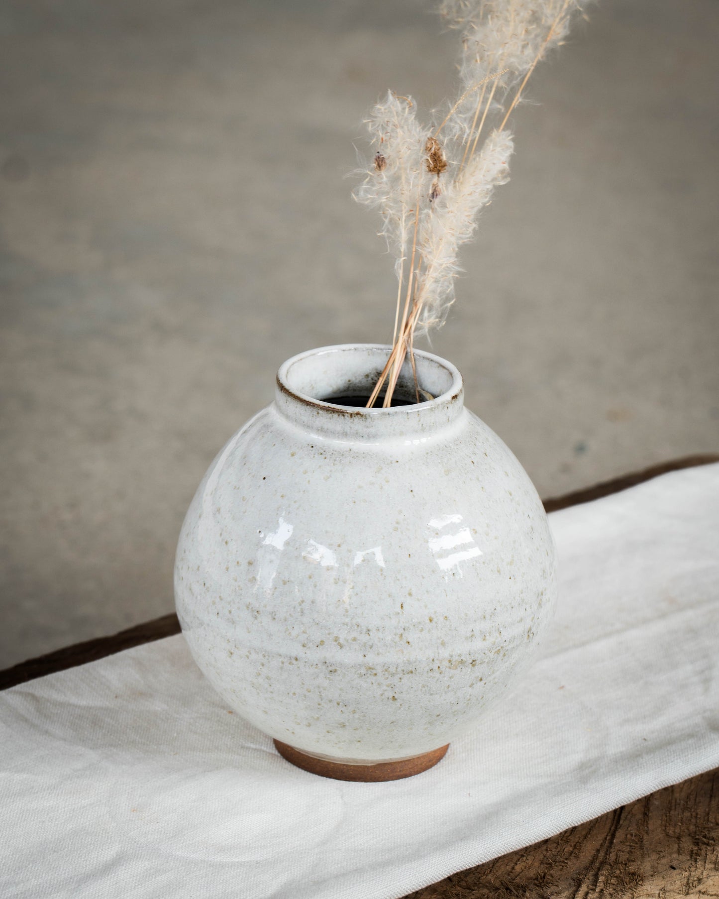 Stone White Moon Jar | M