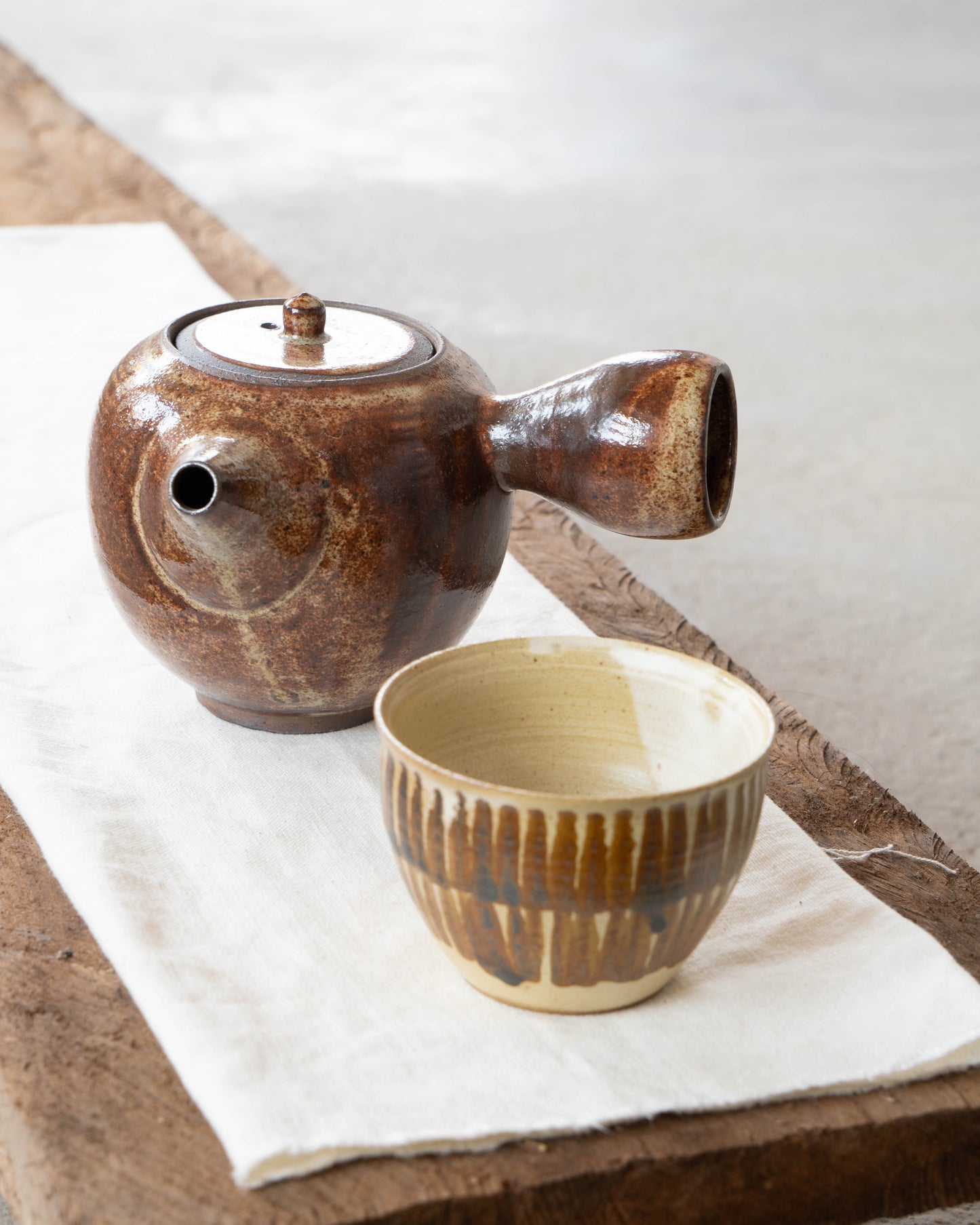 Ochre Teapot | L