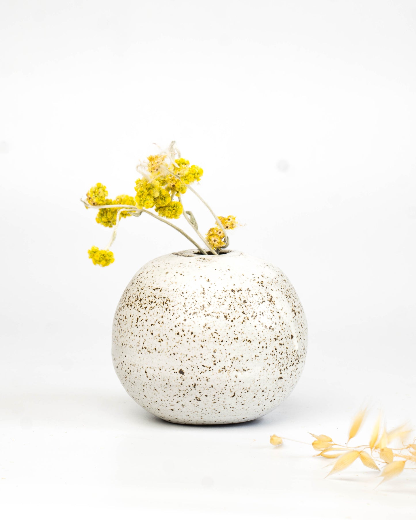 Stone White Bud Vase | S