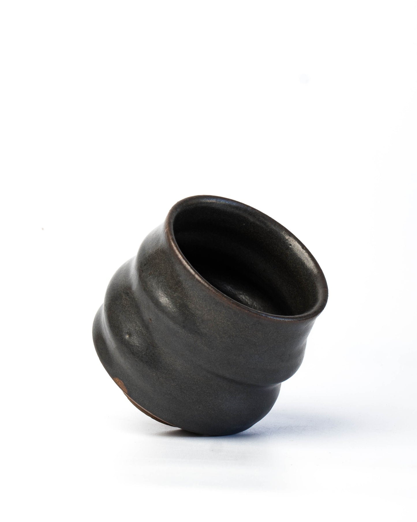 Black Yunomi | M