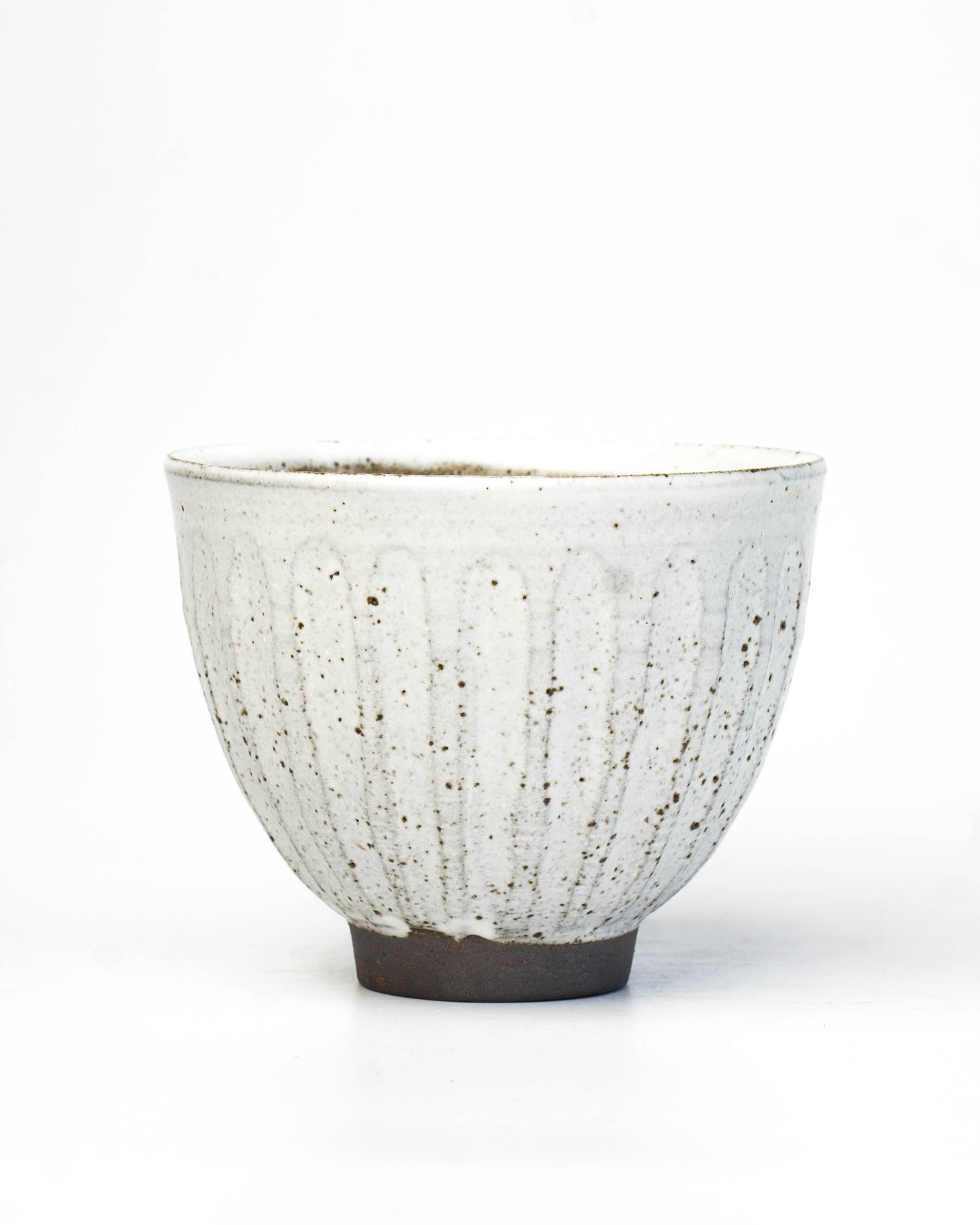 Stone White Yunomi | M