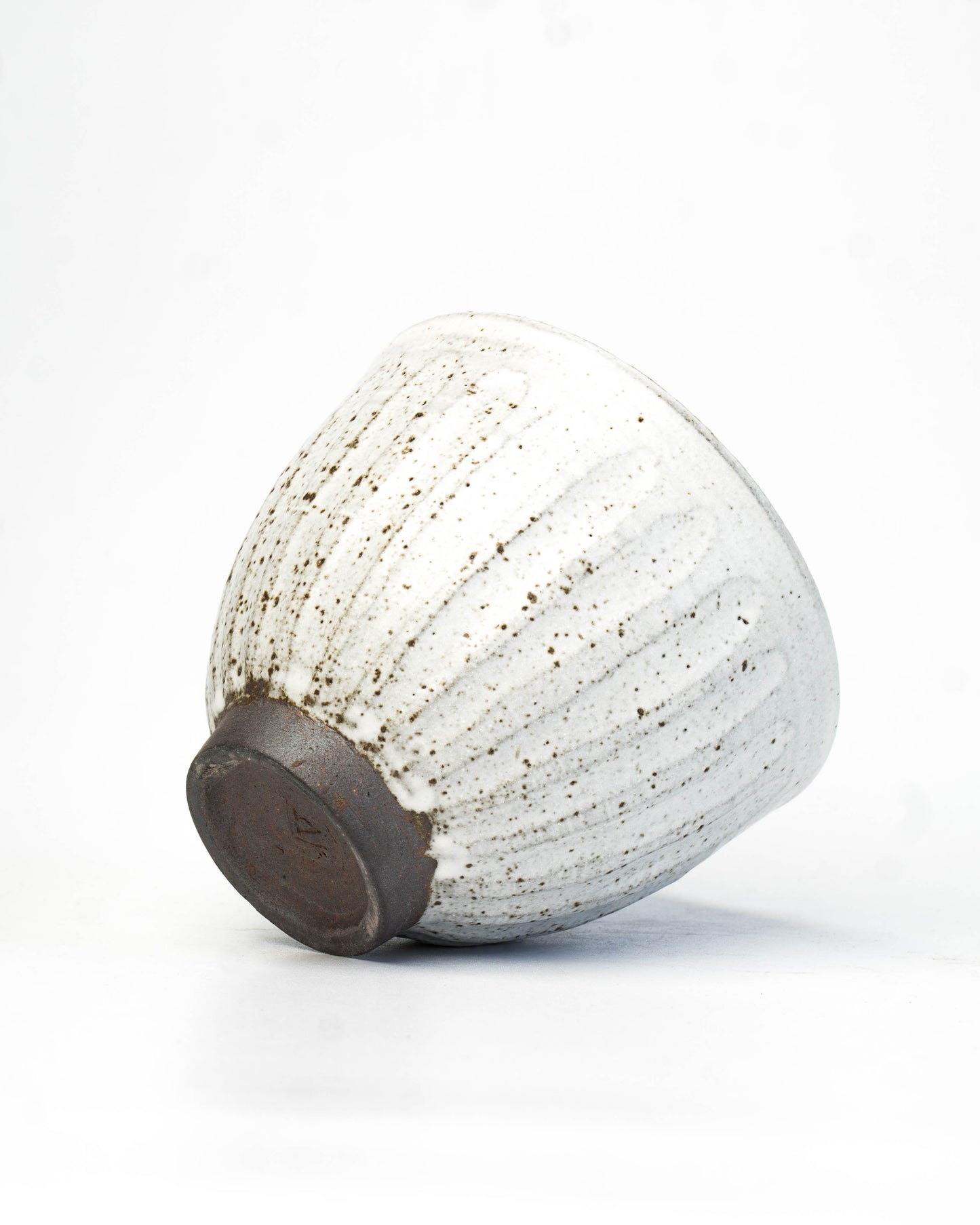 Stone White Yunomi | M