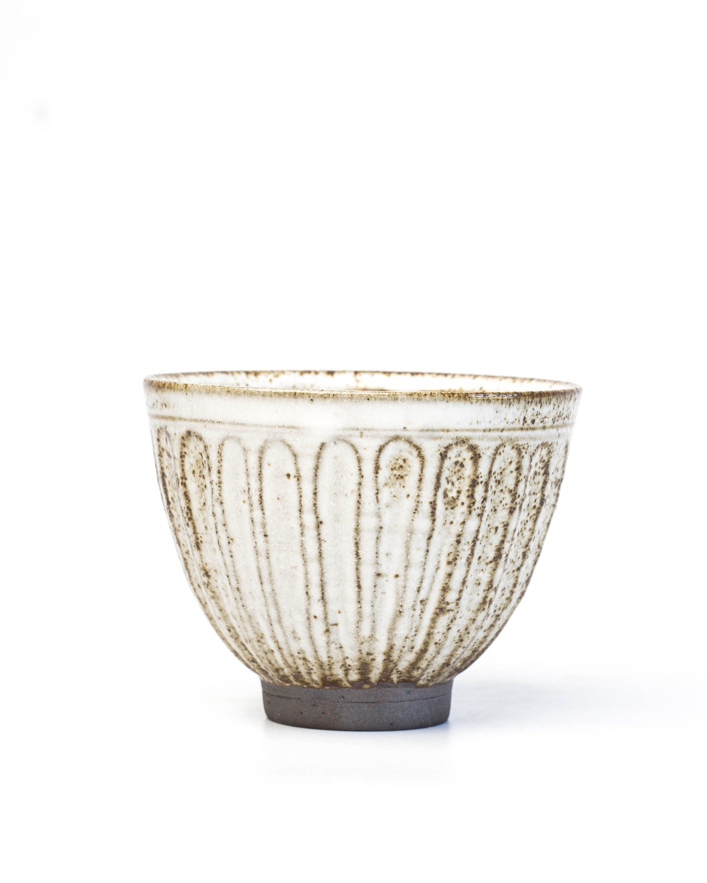 Stone White Yunomi | M