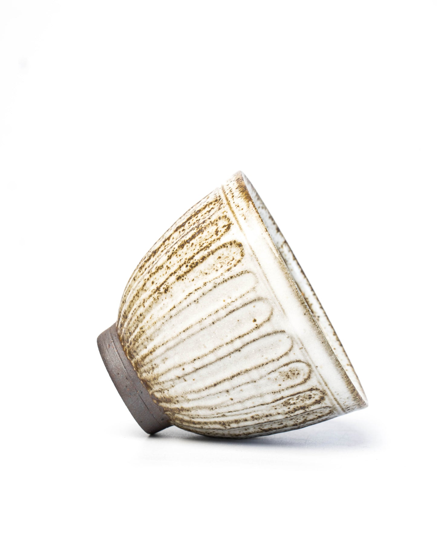 Stone White Yunomi | M