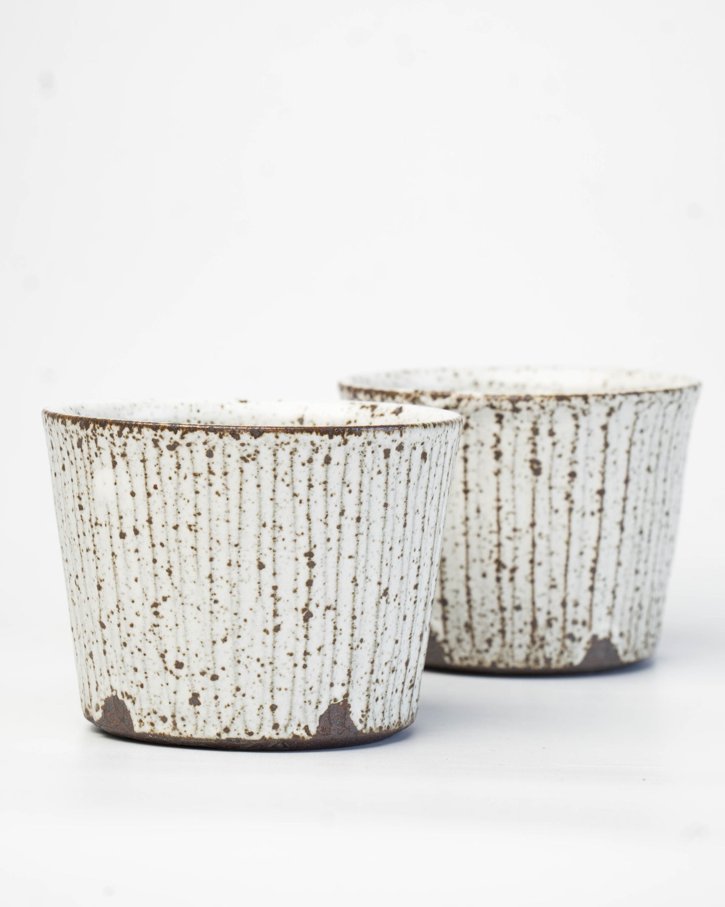Stone White Yunomi | M