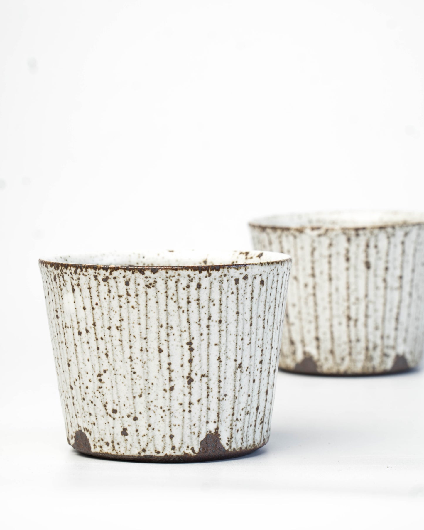 Stone White Yunomi | M