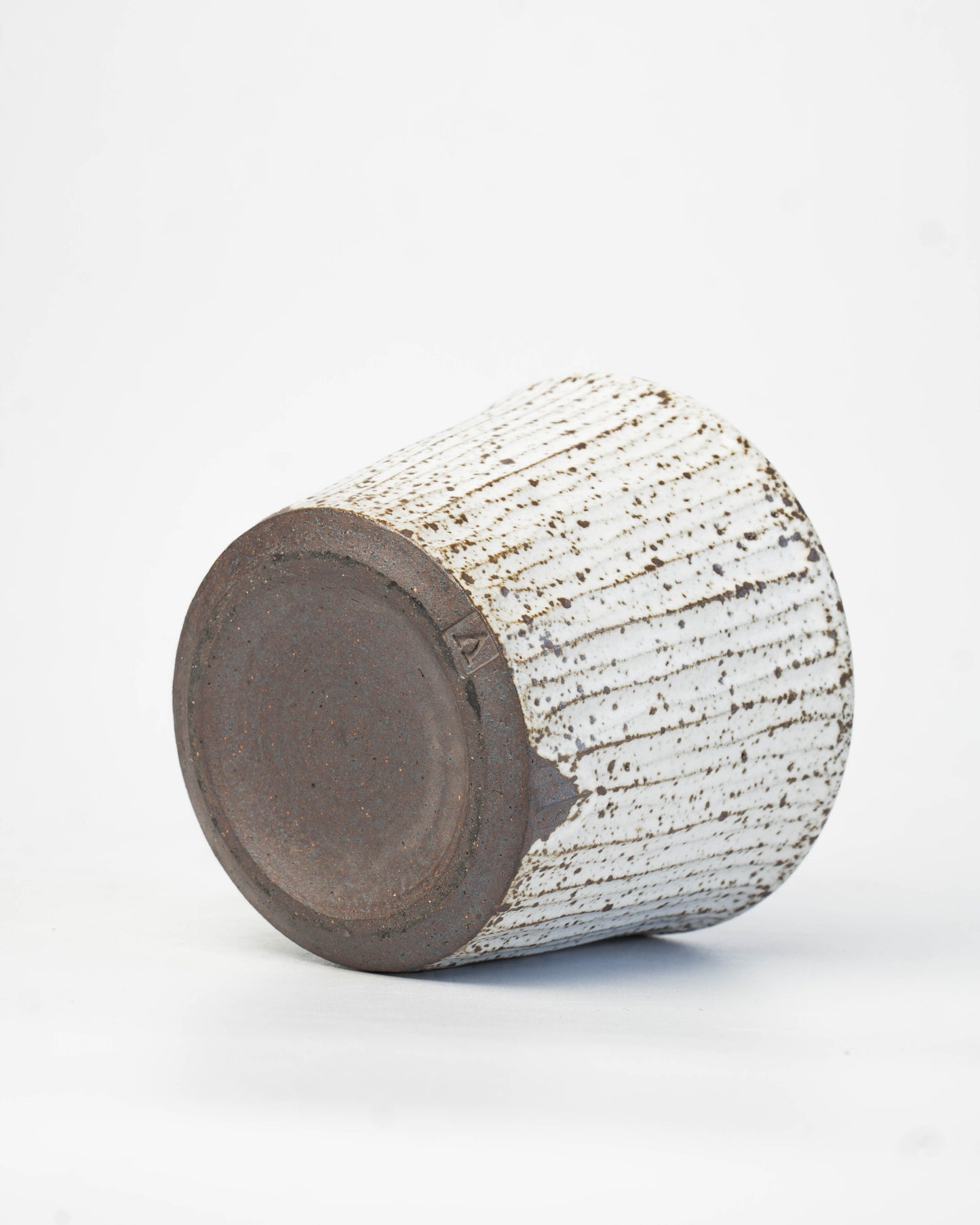 Stone White Yunomi | M