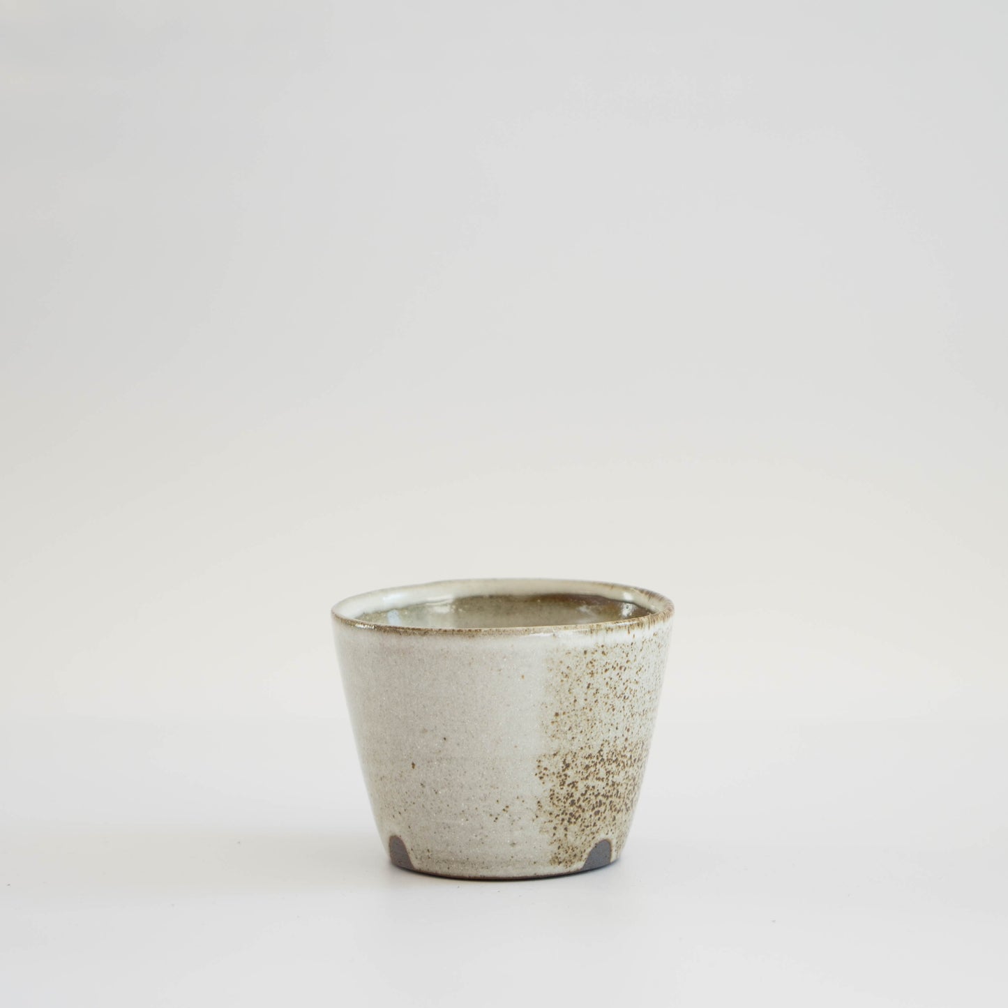 Stone White Yunomi | M