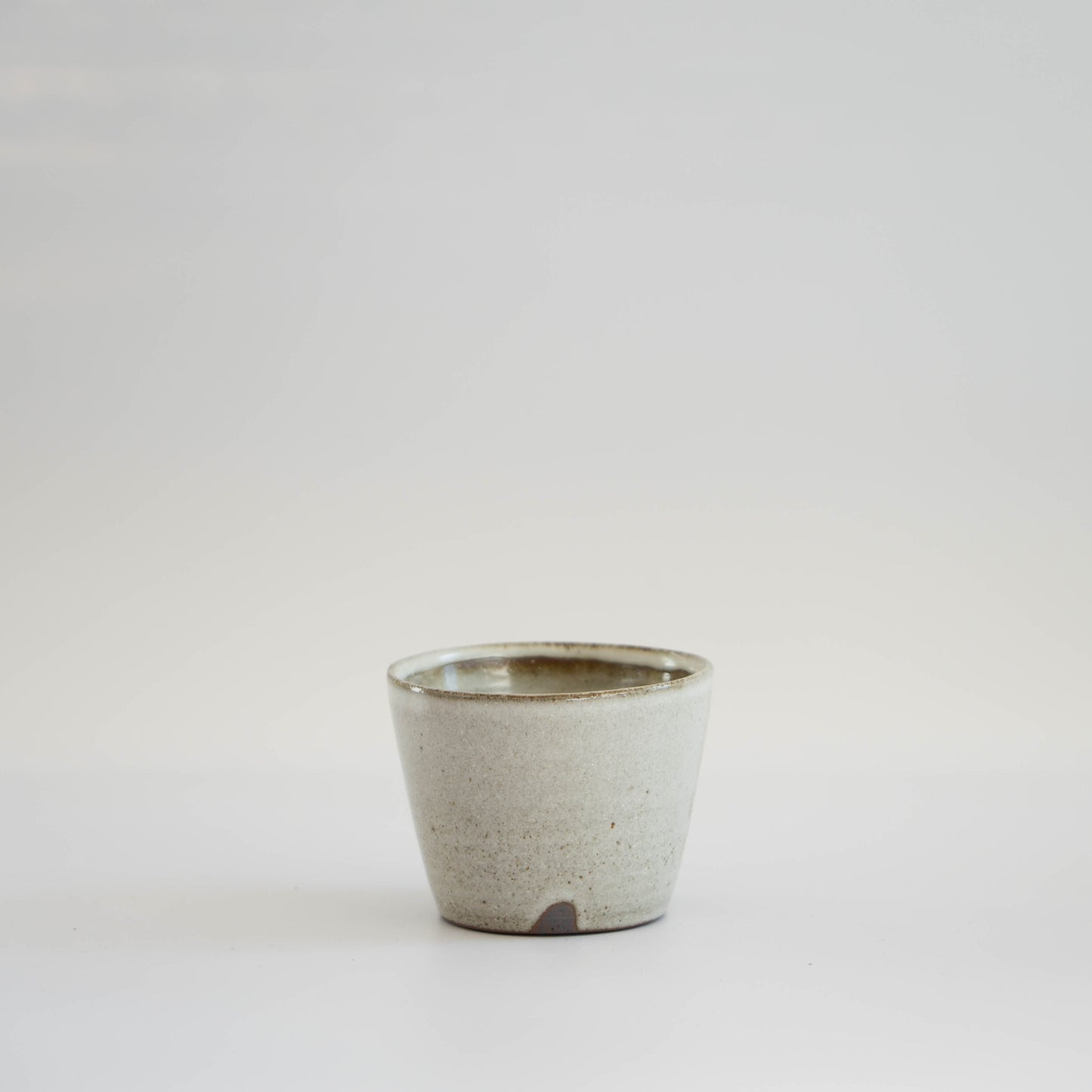 Stone White Yunomi | M