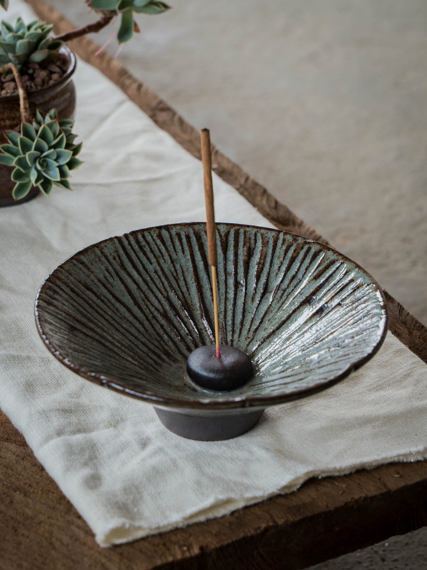 Fern Blue Incense Bowl | M