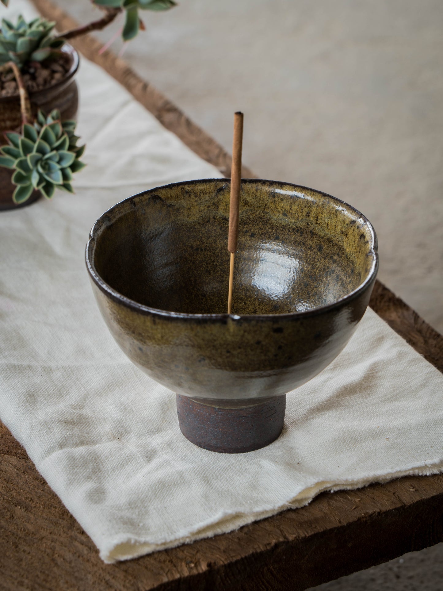 Moss Ash Incense Bowl | M