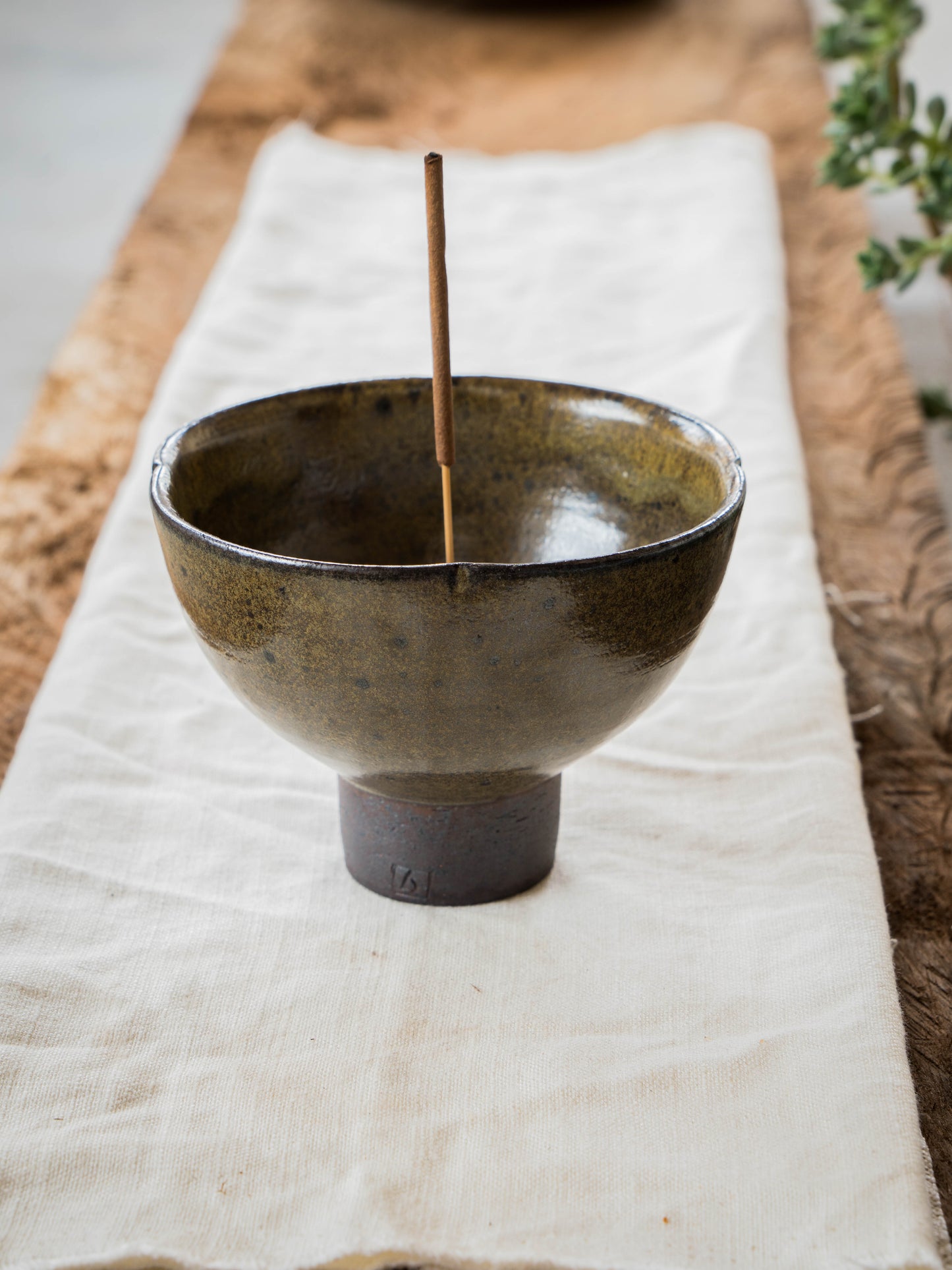 Moss Ash Incense Bowl | M