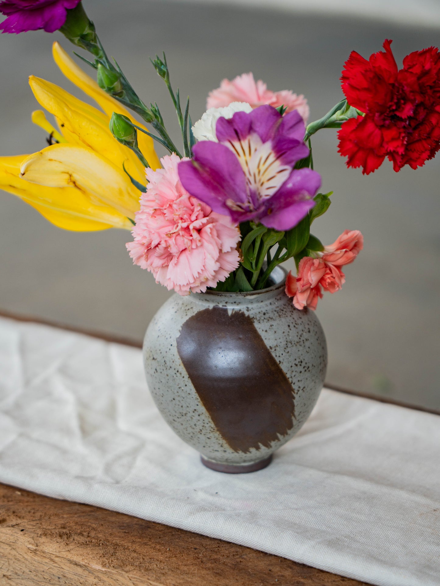 Storm Gray Moon Jar | S