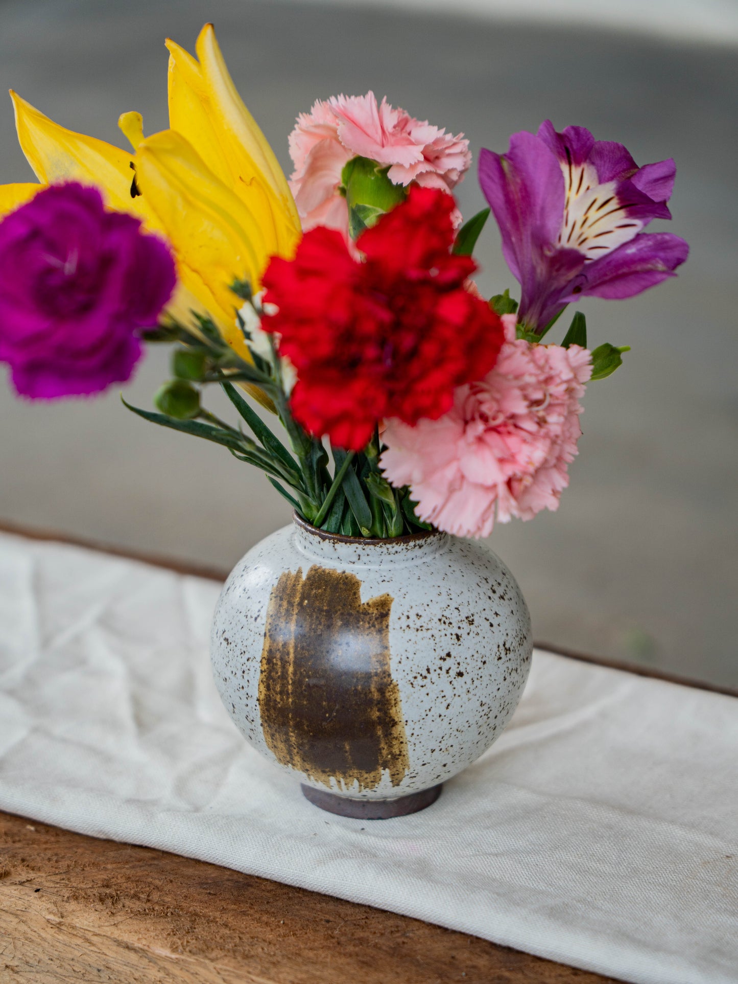 Stone White Moon Jar | S