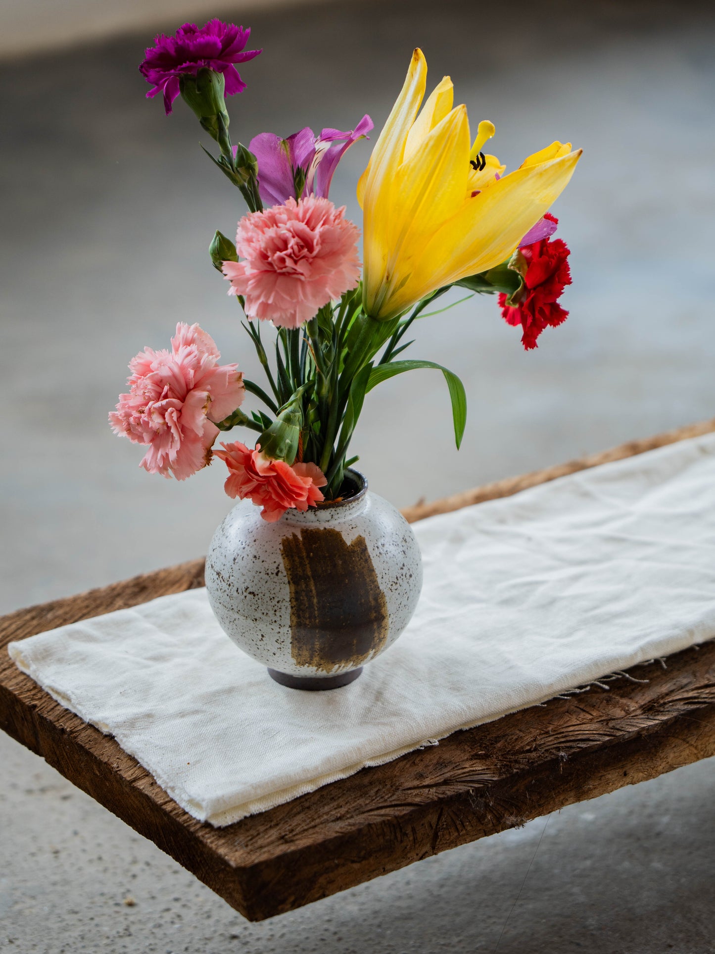 Stone White Moon Jar | S