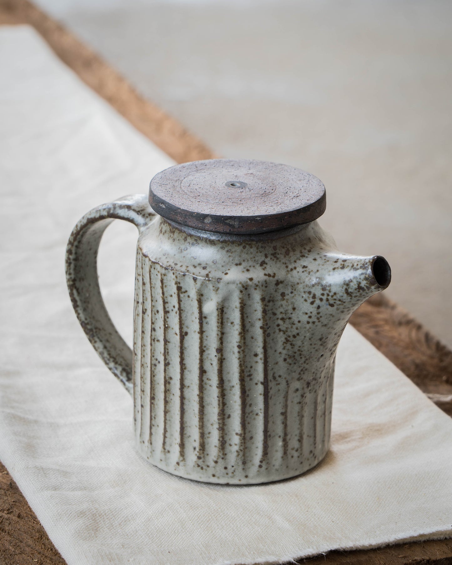 Storm Gray Teapot | L