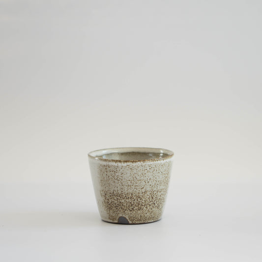 Stone White Yunomi | M