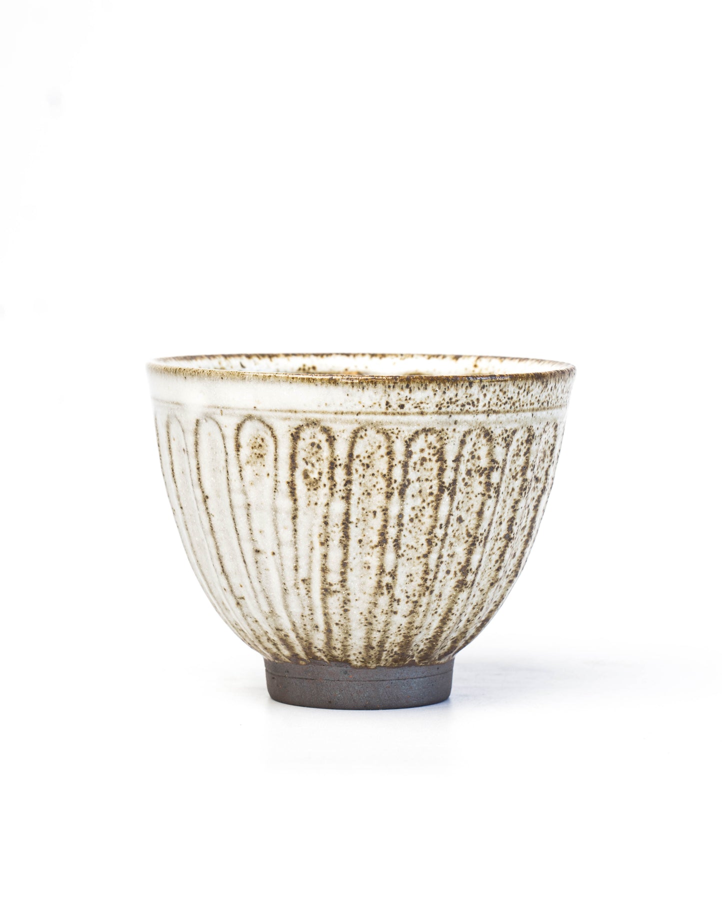 Stone White Yunomi | M