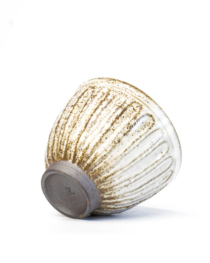 Stone White Yunomi | M