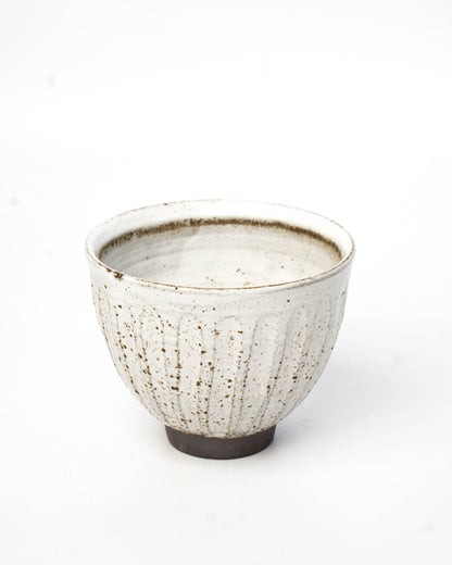 Stone White Yunomi | M