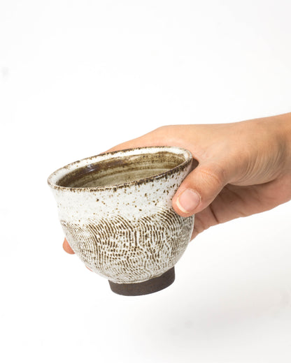 Stone White Yunomi | M