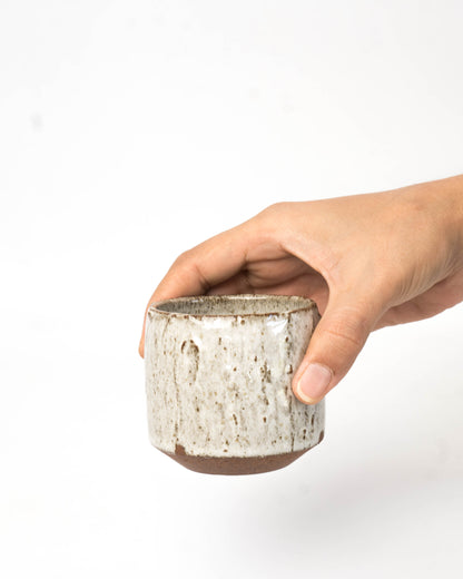 Stone White Yunomi | M